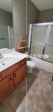 16708 Sheehan Rd,, Basehor, KS 66007