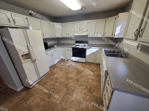11425 W 61st St, , Shawnee, KS 66203