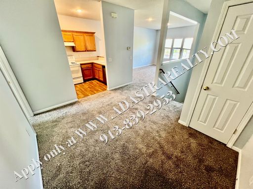 725 Woodson Ln,, Gardner, KS 66030