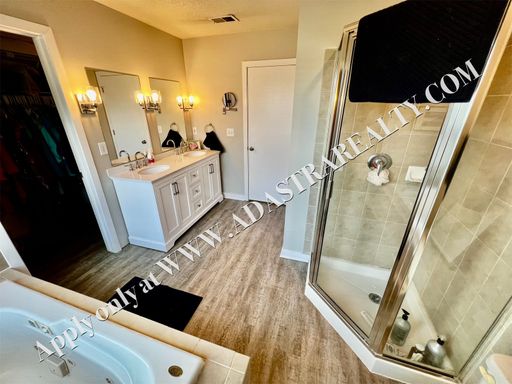 4545 Madison Ave,, Kansas City, MO 64111