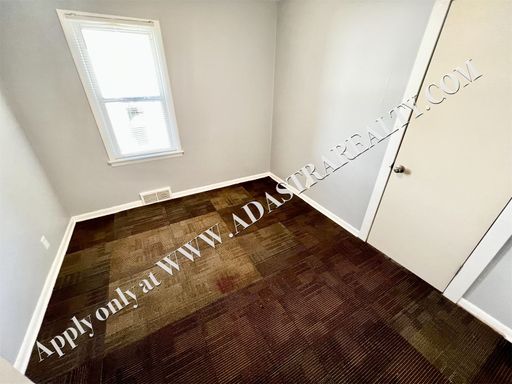 9600 E 18th St,, Independence, MO 64052