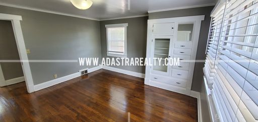 1845 S Scott Ave,, Independence, MO 64052-3928