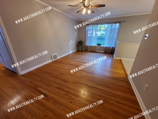 4825 W 75th St,, Prairie Village, KS 66208
