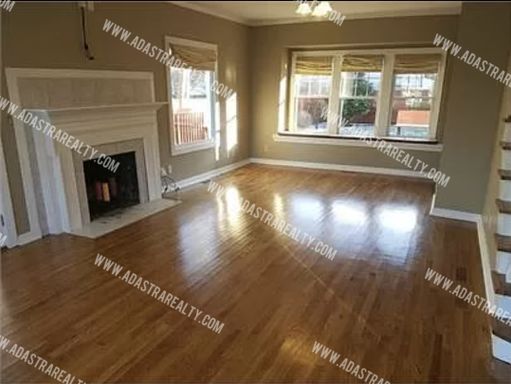 243 W 61st St,, Kansas City, MO 64113-1402