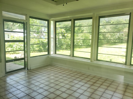 6017 Farley Ave,, Raytown, MO 64133-3763