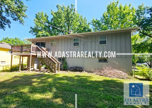 6004 E 98th St,, Kansas City, MO 64134