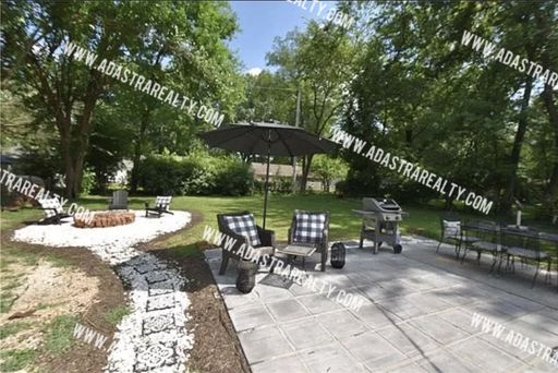 2227 W 78th St,, Prairie Village, KS 66208