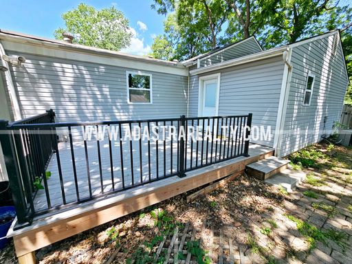 8617 Grant St,, Overland Park, KS 66212