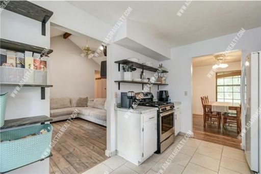 2900 SE 6th St,, Blue Springs, MO 64014