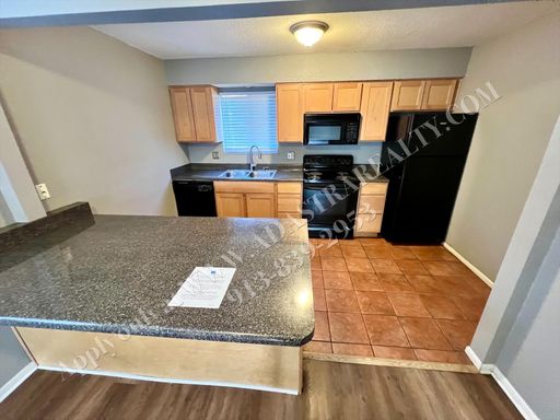 1924 E 97th St,, Kansas City, MO 64131