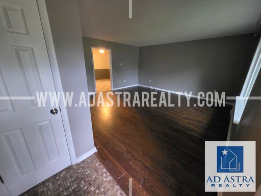 208 Brookside Dr,, Paola, KS 66071