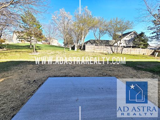 11807 Caenen St,, Overland Park, KS 66210