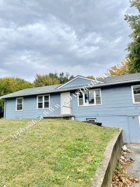 4904 NE 44th Ter,, Kansas City, MO 64117