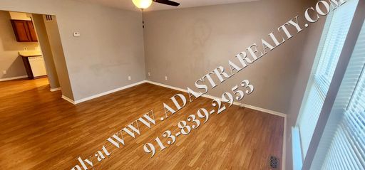 125 Kindred Ave,, Bonner Springs, KS 66012