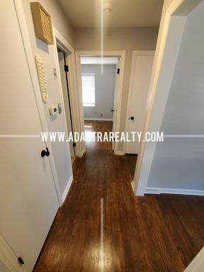 8607 Riggs St,, Overland Park, KS 66212