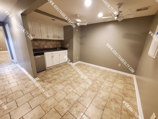 15810 Beverly St,, Overland Park, KS 66223-3475
