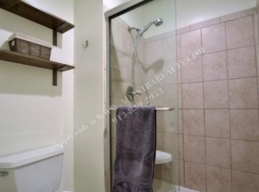 16112 W 141st Ter.,, Olathe, KS 66062