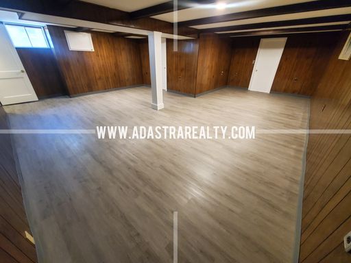 8607 Riggs St,, Overland Park, KS 66212