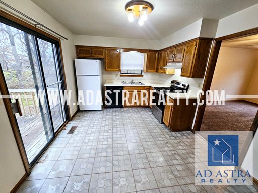 4519 E 139th St,, Grandview, MO 64030-2880
