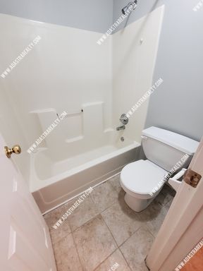 304 N 9th St,, Unit B, Louisburg, KS 66053
