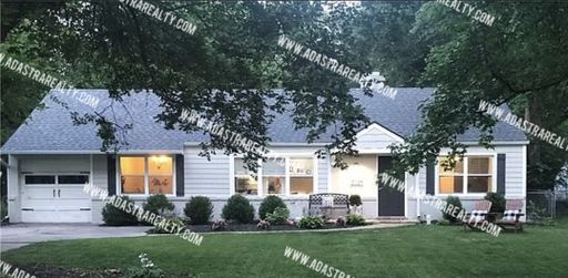 2227 W 78th St,, Prairie Village, KS 66208