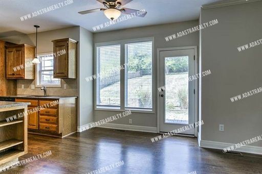 10580 S Millstone Dr,, Olathe, KS 66061-9104