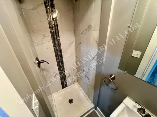 5038 S Benton Ave,, Kansas City, MO 64130