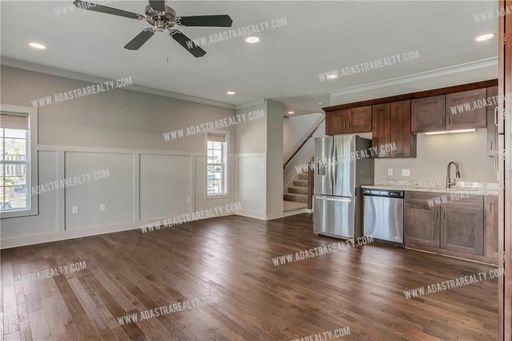 15852 Valley View Dr,, Overland Park, KS 66223