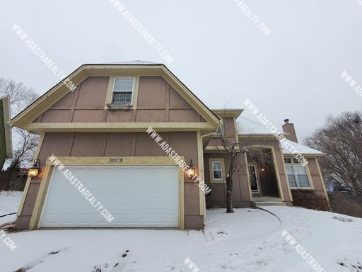 15810 Beverly St,, Overland Park, KS 66223-3475