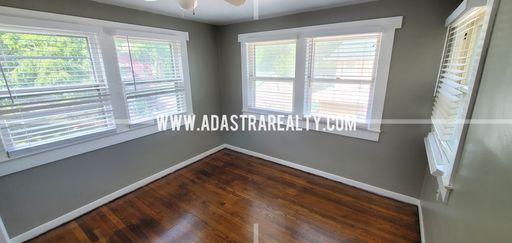 1845 S Scott Ave,, Independence, MO 64052-3928