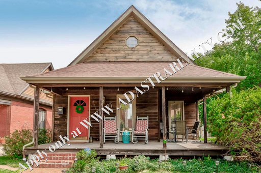 2715 Holmes St,, Kansas City, MO 64109