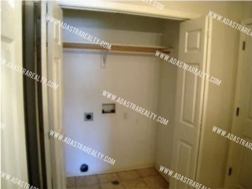 306 N 9th St,, Unit D, Louisburg, KS 66053