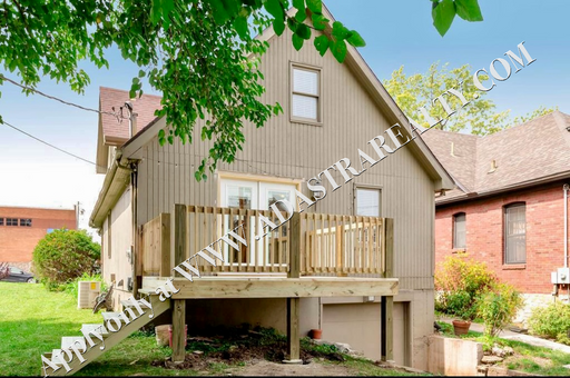 2715 Holmes St,, Kansas City, MO 64109
