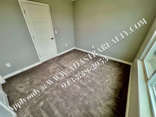 18013 Hauser St,, Overland Park, KS 66062