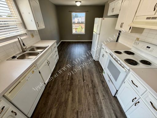 2101 SW 8th St,, Unit D,, Blue Springs, MO 64015