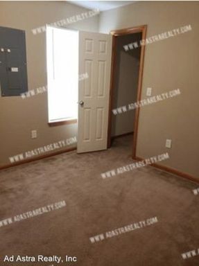 104 W 5th St,, Edgerton, KS 66021