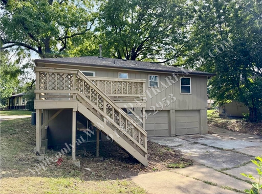 7718 E. 90th Ter,, Kansas City, MO 64138