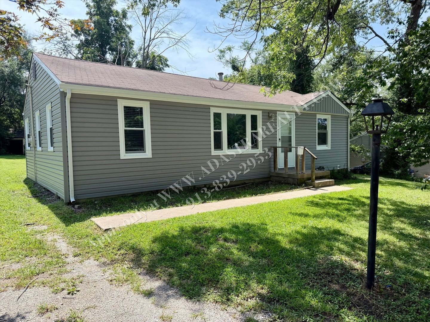 Raytown House: 11315 E 77th Ter,