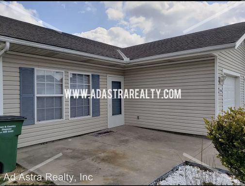 704 Meadow Ct,, Unit A,, Peculiar, MO 64078-2567