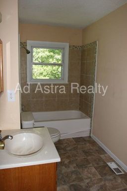 1404 Osage Trl,, Independence, MO 64058-1130