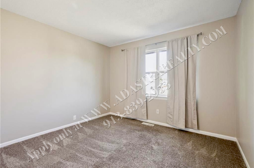 1033 E Huntington Pl, , Olathe, KS 66061