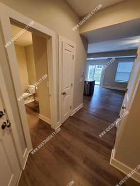 324 N 4th Ter,, Louisburg, KS 66053