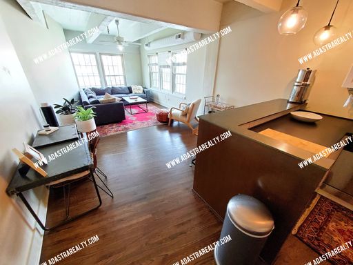 3001 Gillham Rd Apt 206,, Kansas City, MO 64108