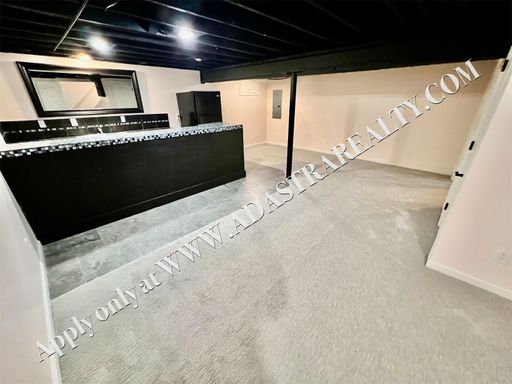  5404 Chadwick Rd, Fairway, KS 66205