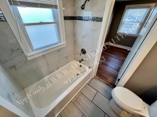 5038 S Benton Ave,, Kansas City, MO 64130