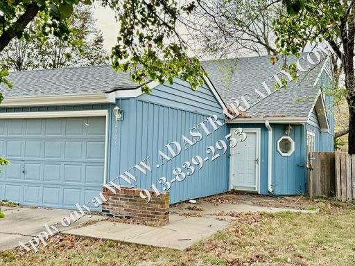  2505 Ponderosa Dr,, Lawrence, KS 66046