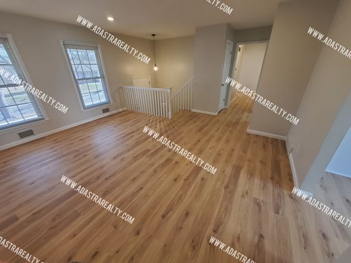 9700 W 89th Ter,, Overland Park, KS 66212