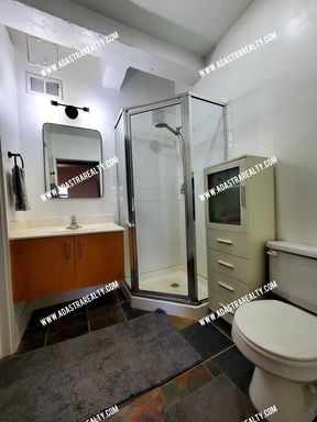 3001 Gillham Rd Apt 206,, Kansas City, MO 64108
