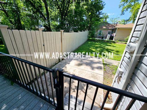 8617 Grant St,, Overland Park, KS 66212