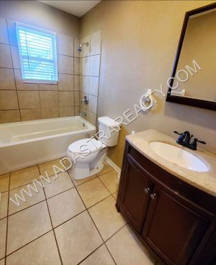3144 N 61st St,, Kansas City, KS 66104